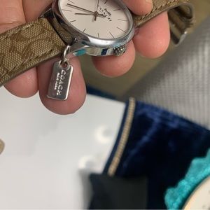 Women’s coach watch